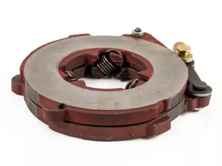 Belarus/MTZ brake cover, d=180mm (0)